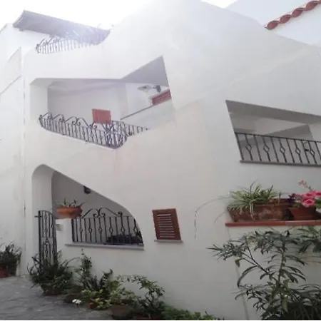 Holiday home Casaeolia Golden